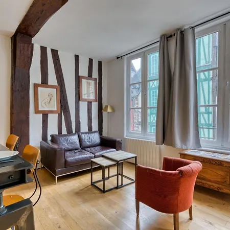 Le F2 Rue Du Gros Horloge A Rouen! * Rouen