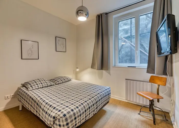 Apartment Le F2 Rue Du Gros Horloge A Rouen!